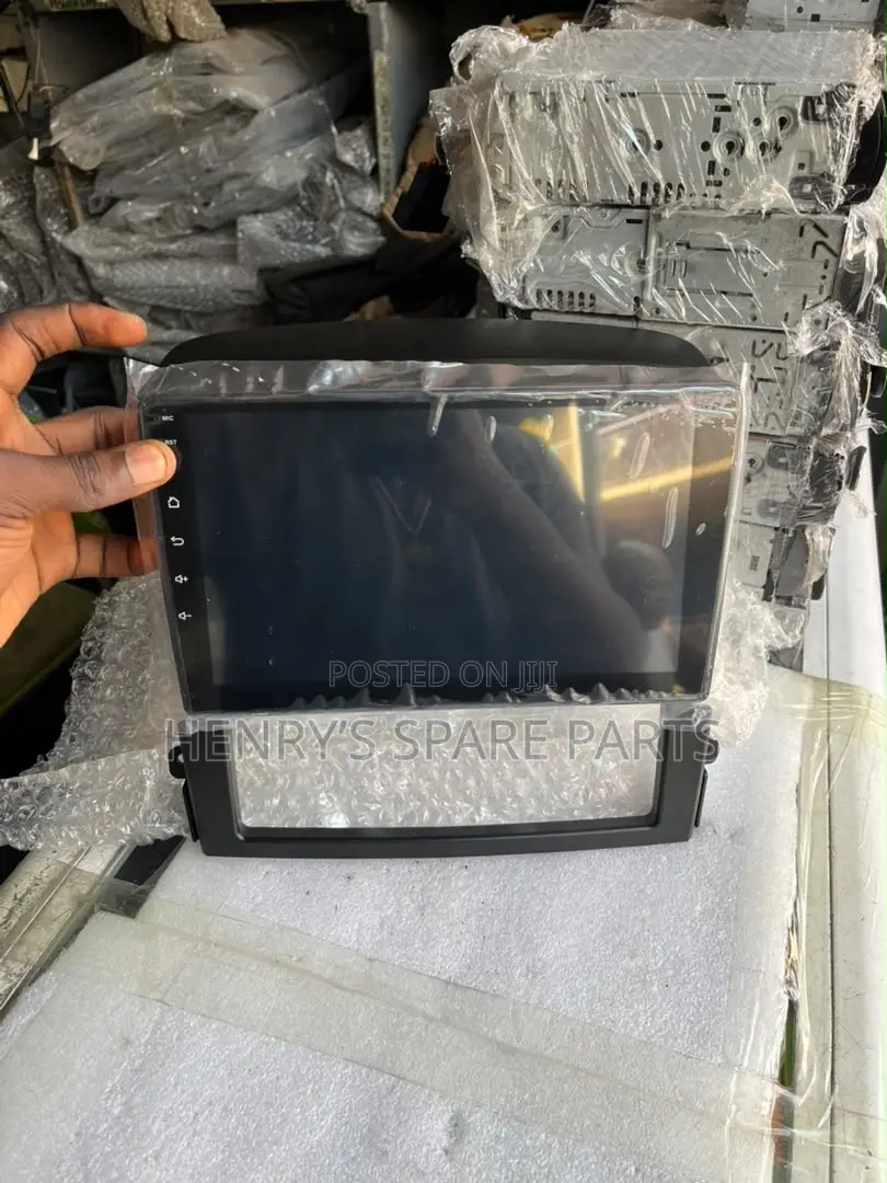 Kia Sorento 02–06 Android Screen With Frame