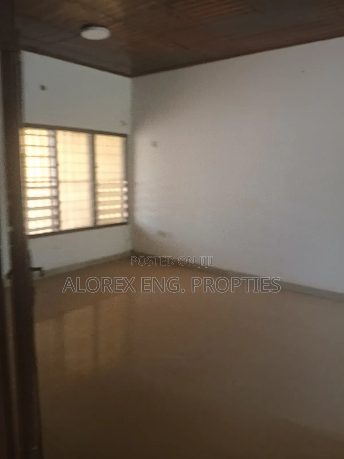 3bdrm House in Self Compound, Frafraha for rent