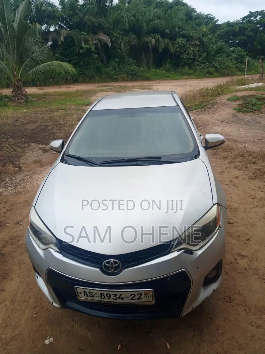 Toyota Corolla 2016 Silver