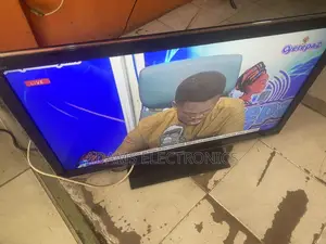 A Very Nice Home Used 32 Inches Full Digital TV for Sale
