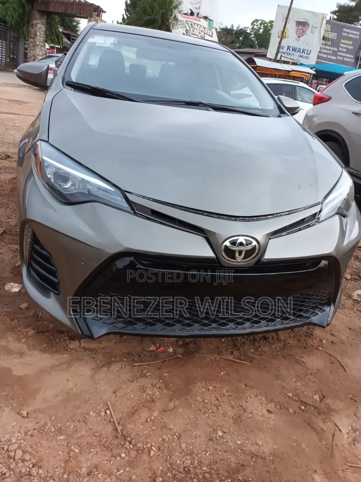 Toyota Corolla 2016 Brown
