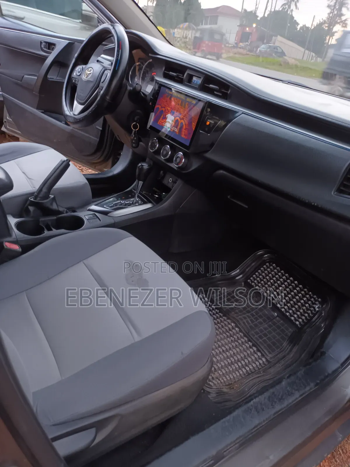 Toyota Corolla 2016 Brown
