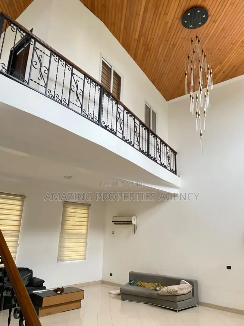 5bdrm House in East Legon, American House for sale