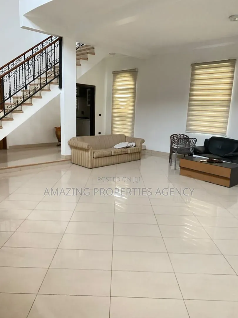 5bdrm House in East Legon, American House for sale