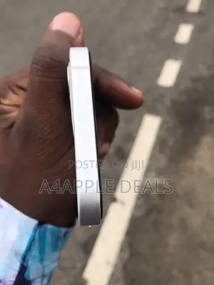 Apple iPhone 12 128 GB White