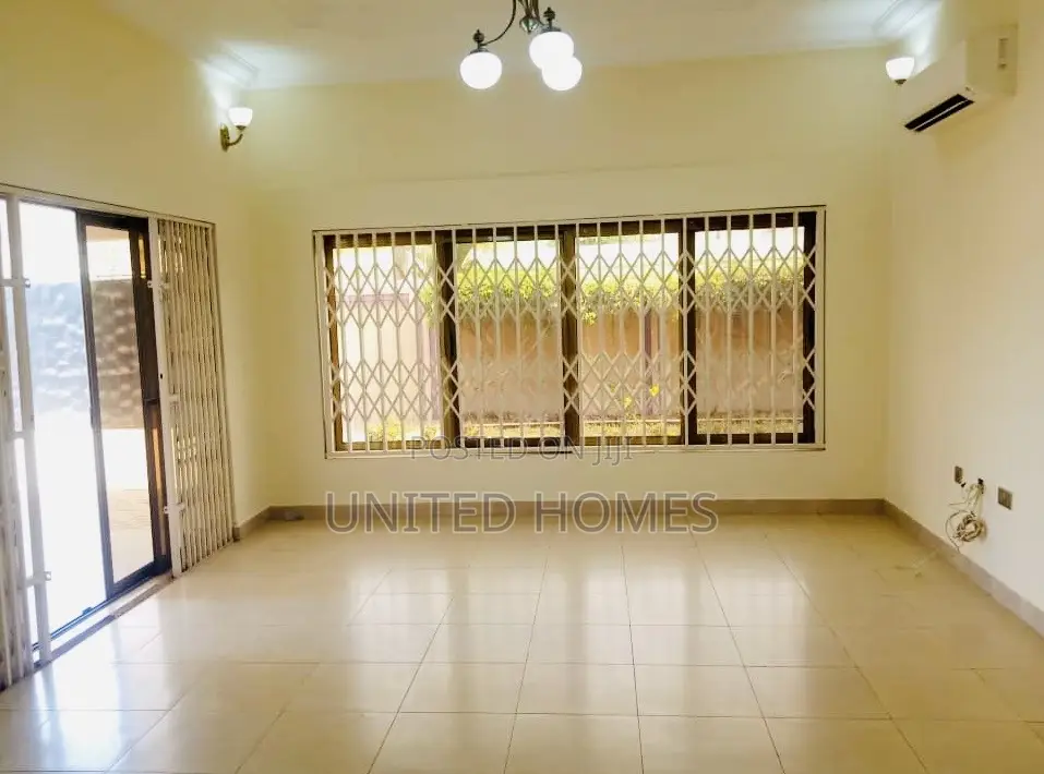 3bdrm House in East Legon for rent