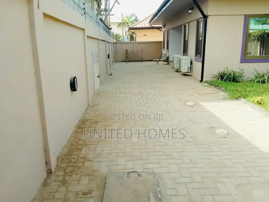 3bdrm House in East Legon for rent