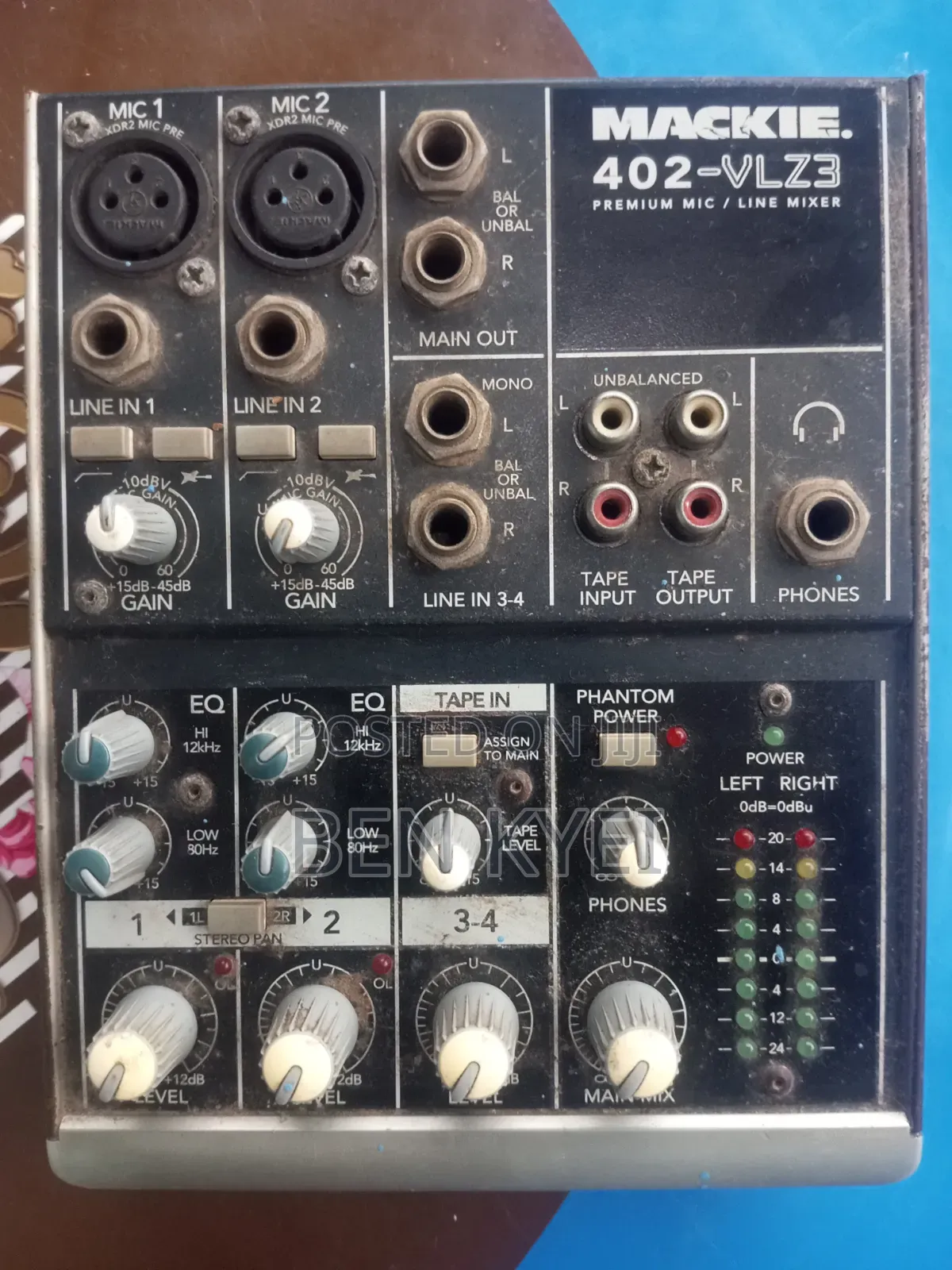 Mackie 402-Vlz3 Mixer for Sale