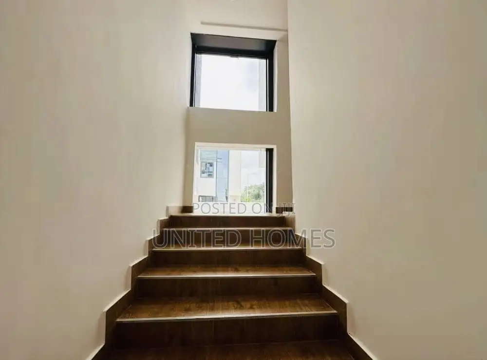 5bdrm House in Roman Ridge for sale