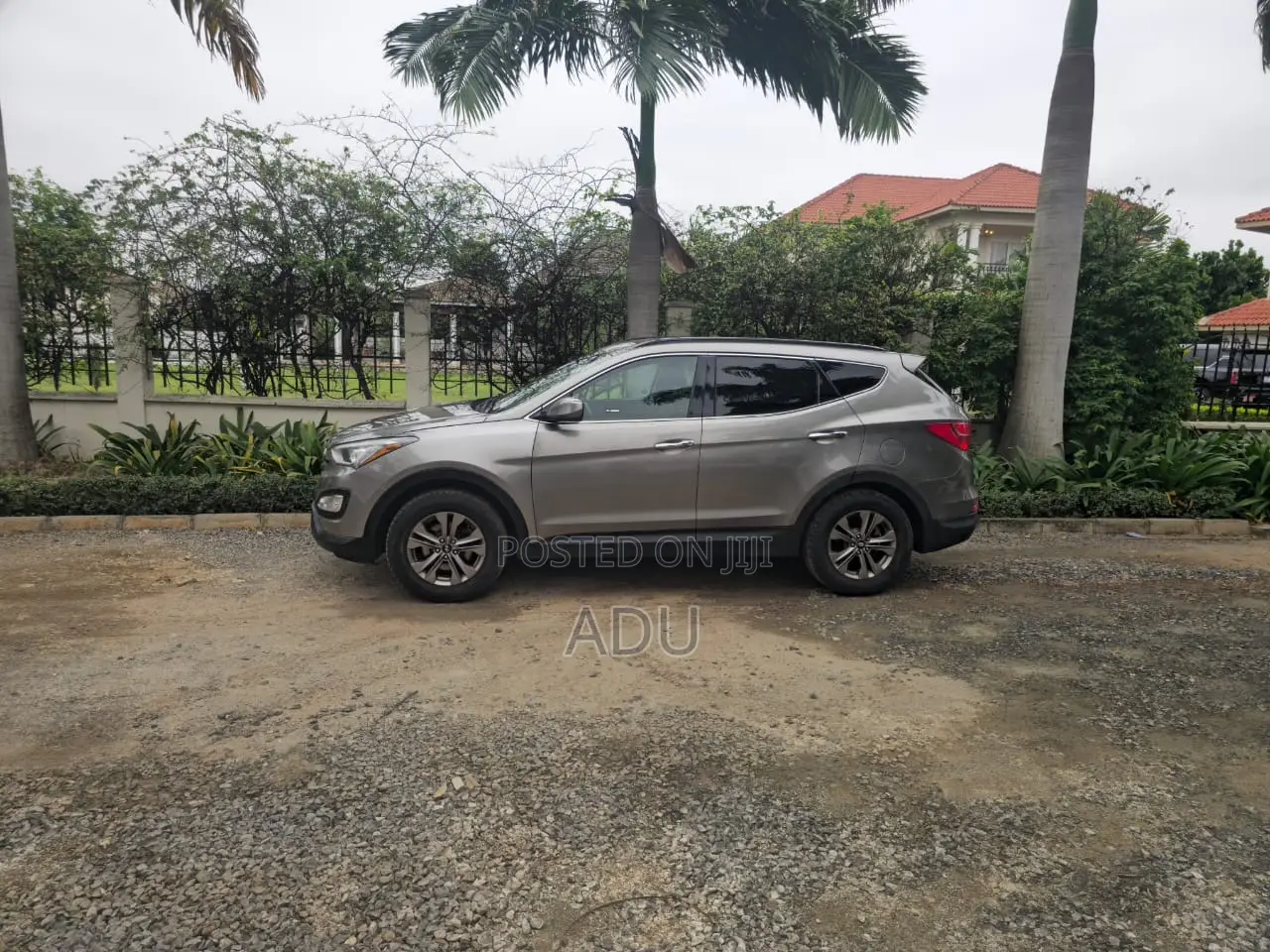 Hyundai Santa Fe 2015 Gray