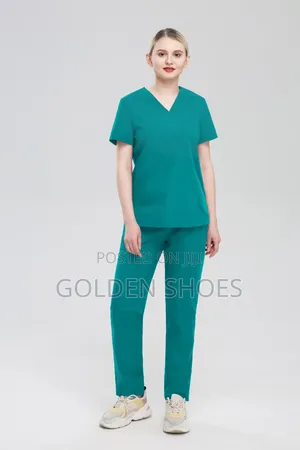 Plus Size Nurses Scrubs