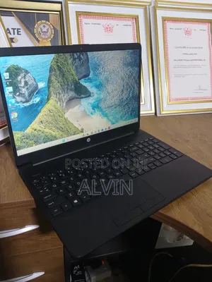 Laptop HP 255 G8 8GB AMD Ryzen 5 SSHD (Hybrid) 256GB
