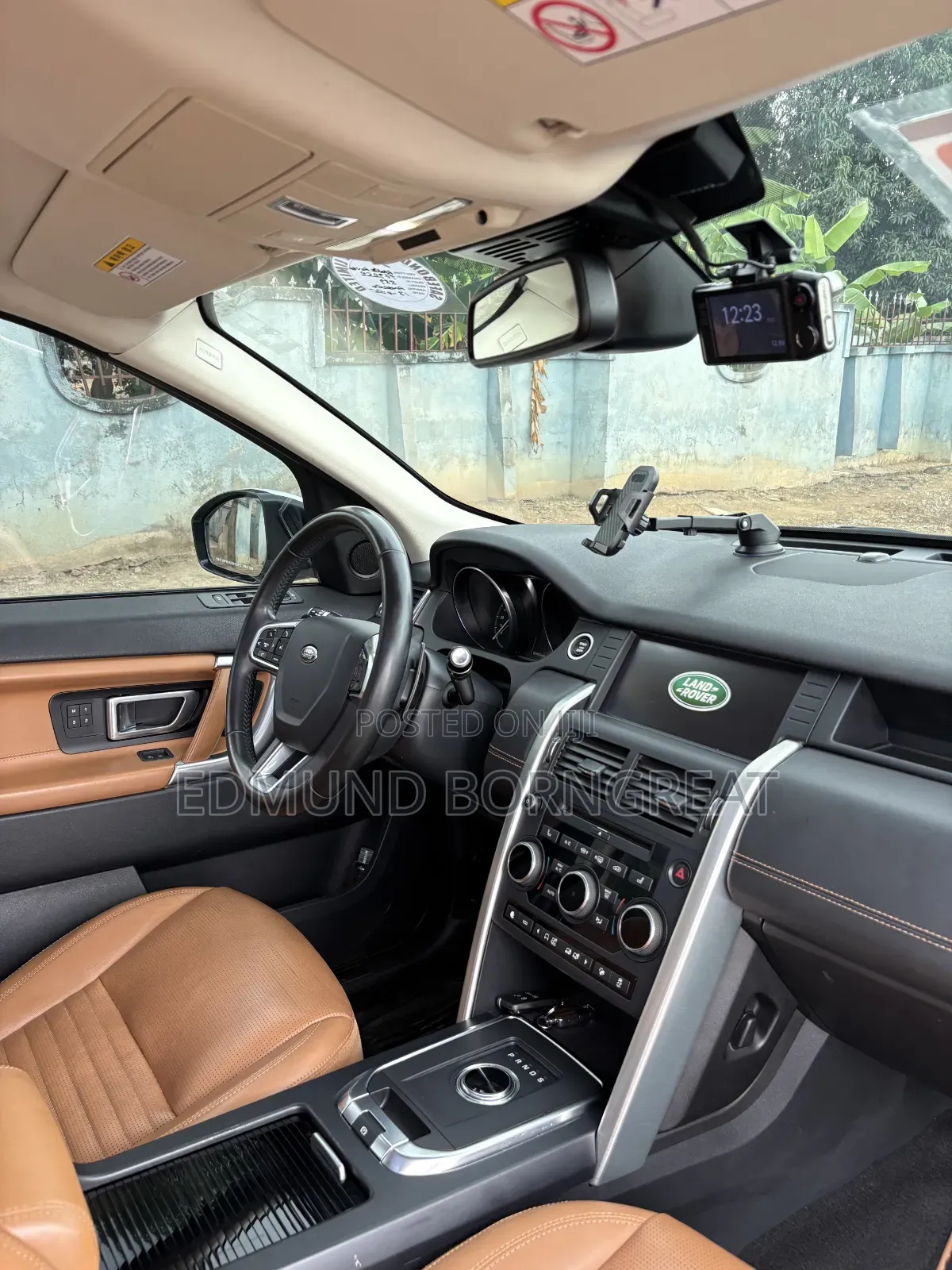 Land Rover Discovery Sport 2019 White
