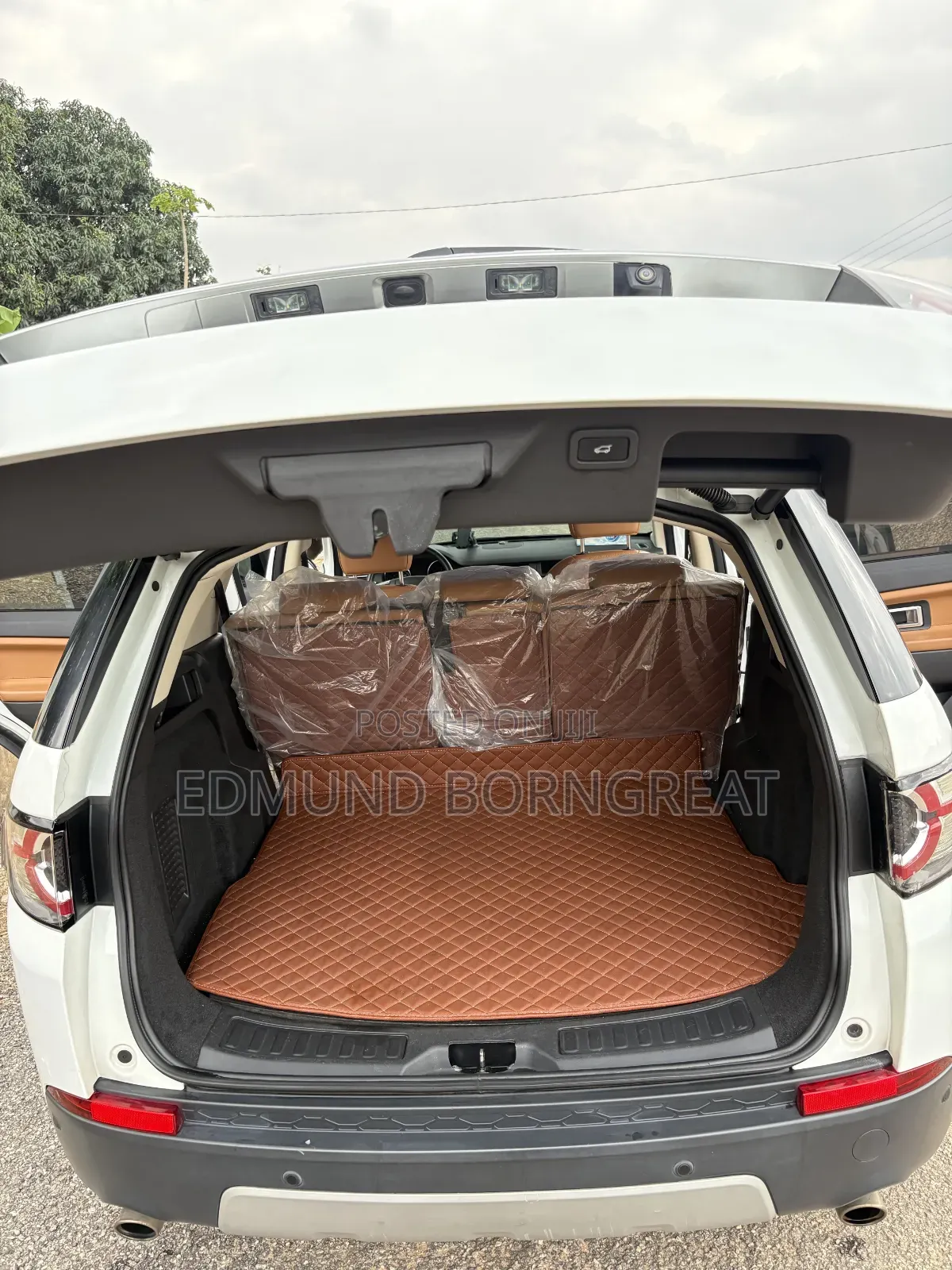 Land Rover Discovery Sport 2019 White
