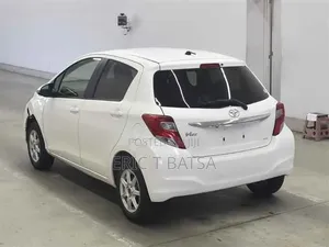 Toyota Vitz 2013 Gray