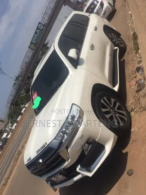 Toyota Land Cruiser 2021 White