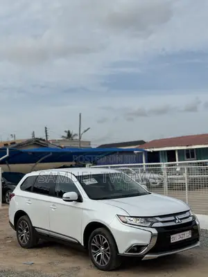 Mitsubishi Outlander SE FWD 2017 White