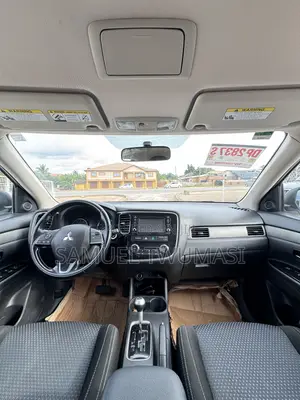 Mitsubishi Outlander SE FWD 2017 White