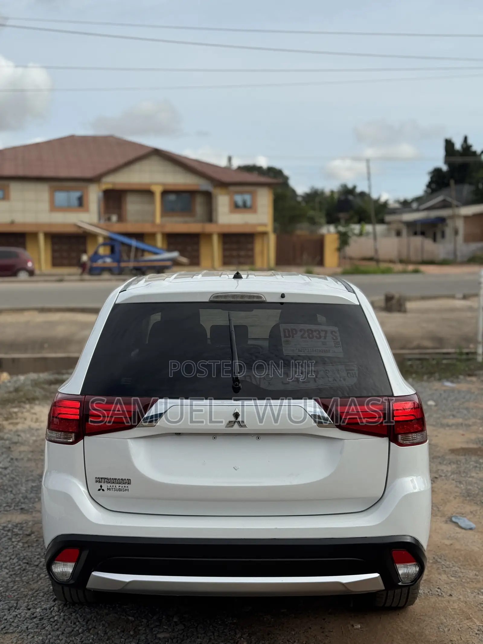 Mitsubishi Outlander SE FWD 2017 White
