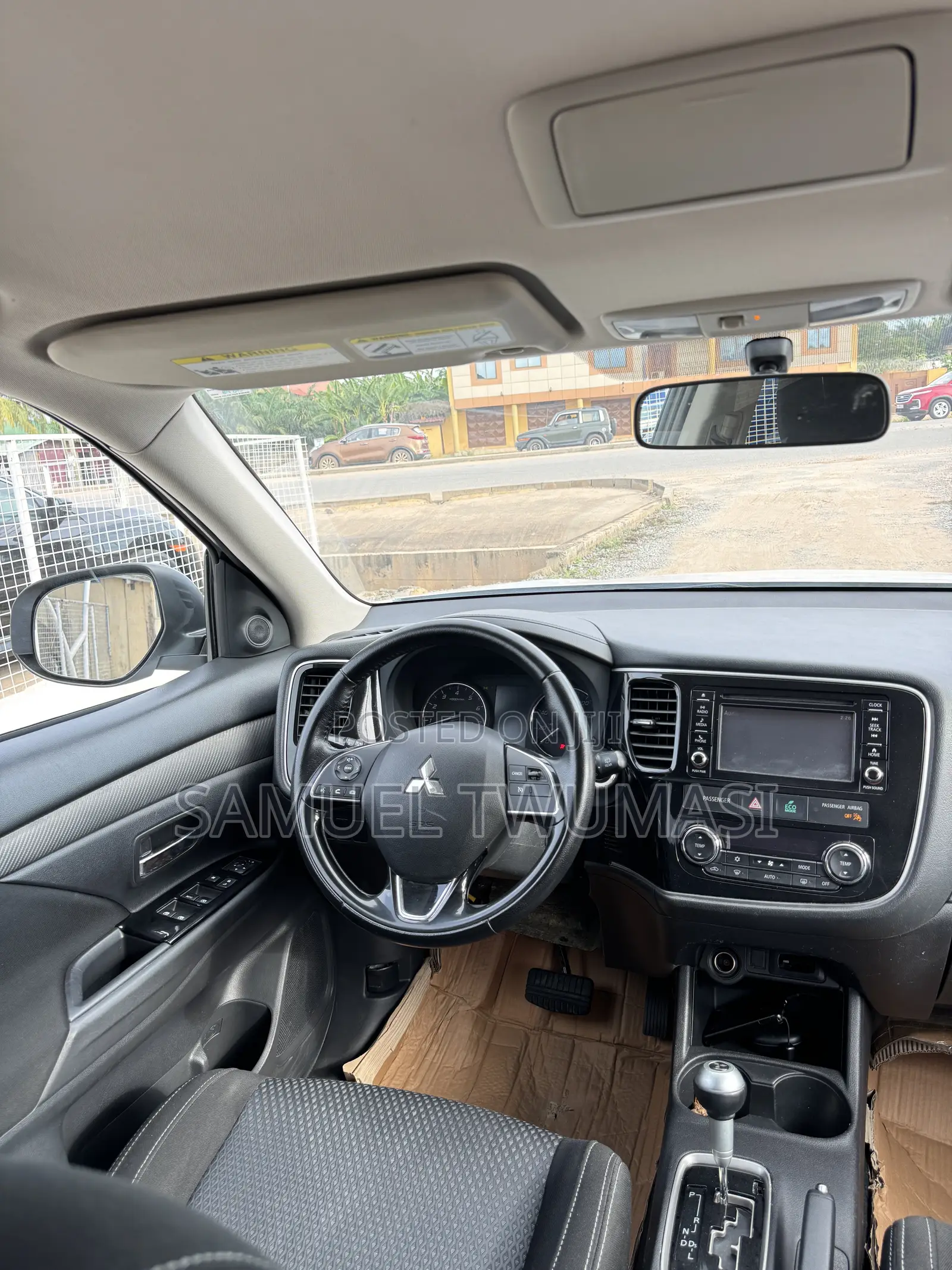 Mitsubishi Outlander SE FWD 2017 White