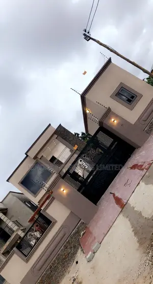 4bdrm Duplex in Kfc, Kwabenya for rent