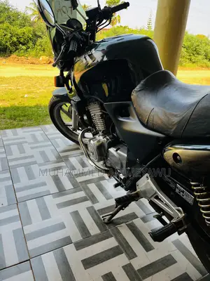 Honda CB 2003 Green