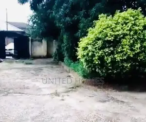 5bdrm House in West Hills Mall Area for rent