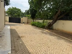5bdrm Condo in Cantonment, Cantonments for rent
