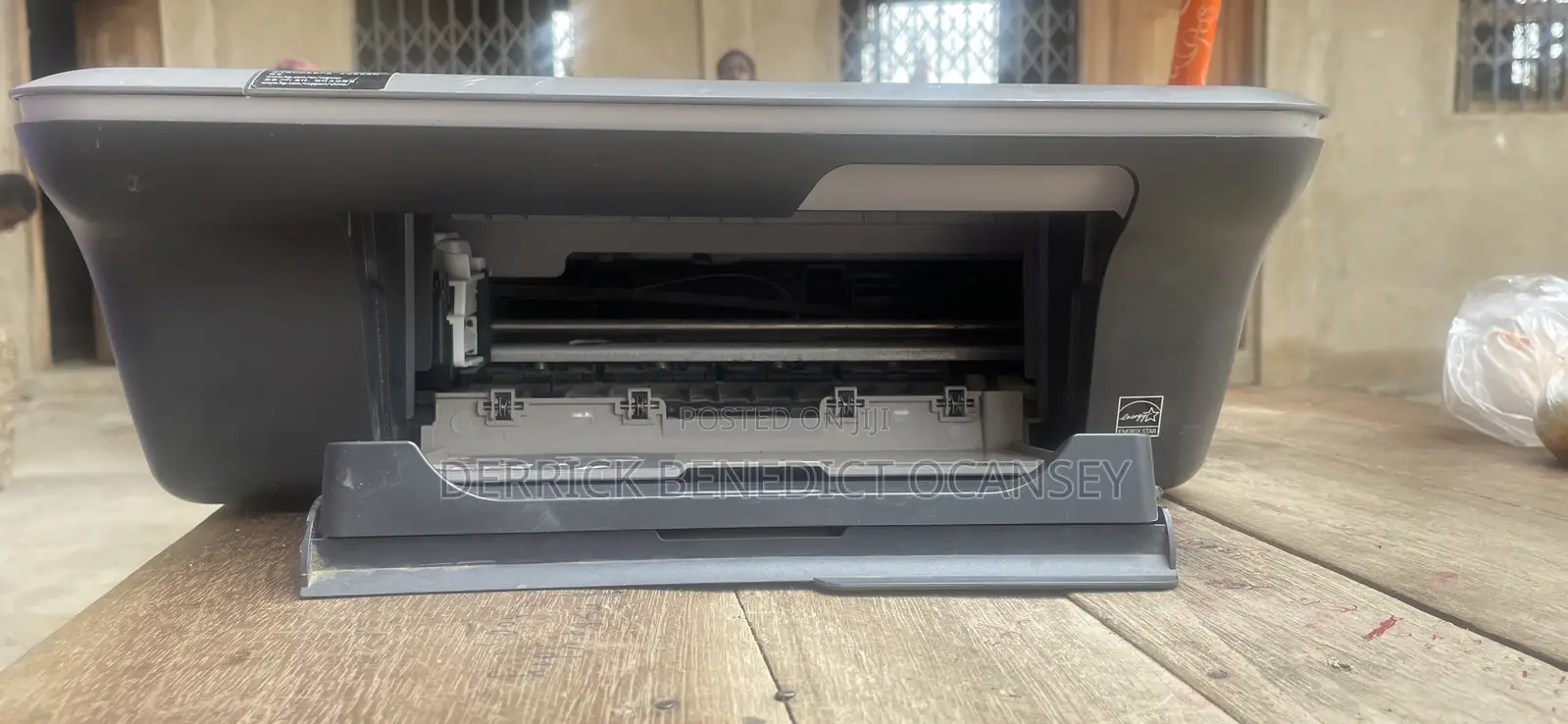 HP Deskjet 1050 Print Scan Copy