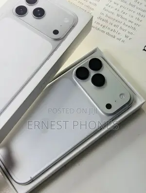 New Apple iPhone 17 Pro Max 1 TB Silver