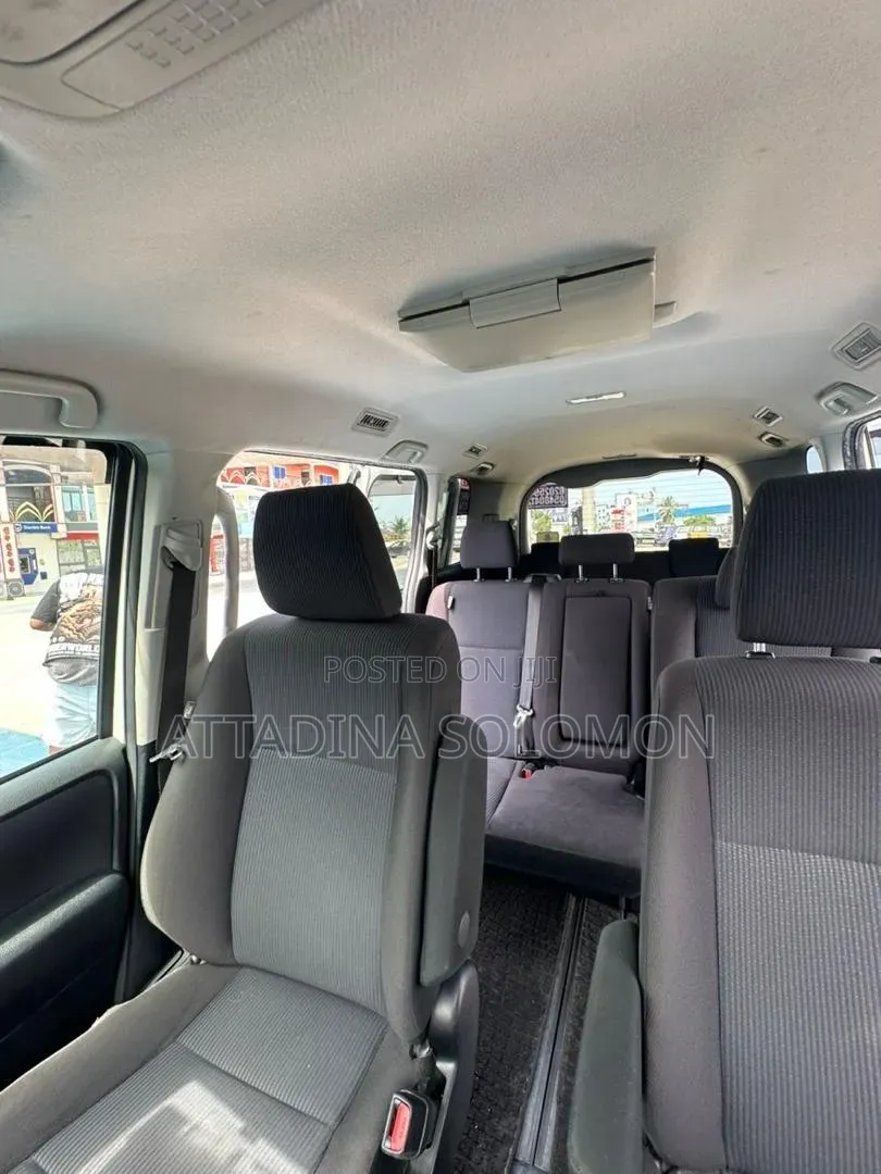 Toyota Voxy 2015 White