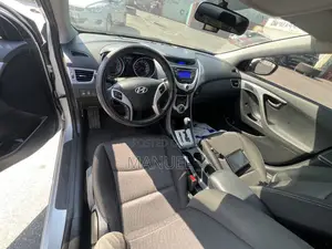 Hyundai Avante 2013 Silver