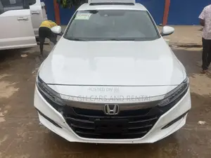 Honda Accord EX-L (1.5L 4cyl Turbo CVT) 2019 White