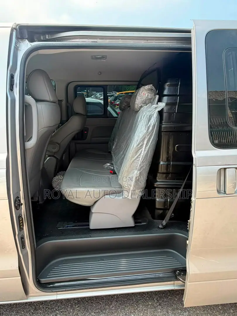 Hyundai Starex 2020 Grey