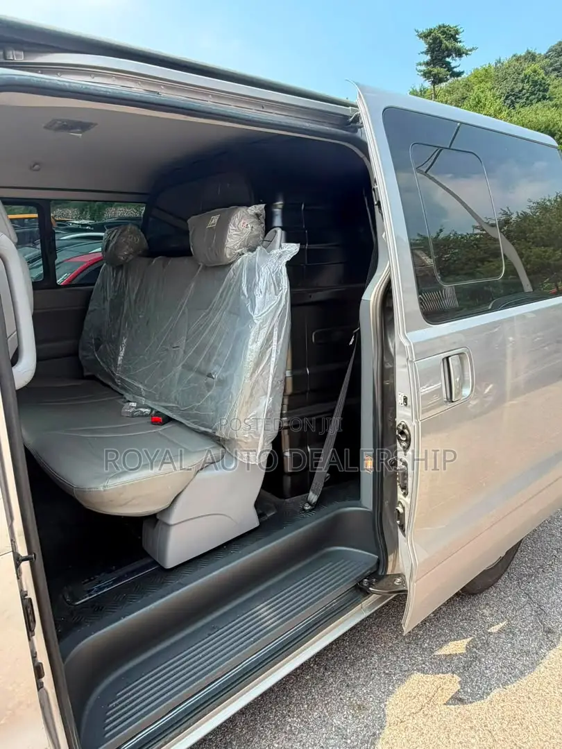 Hyundai Starex 2020 Grey