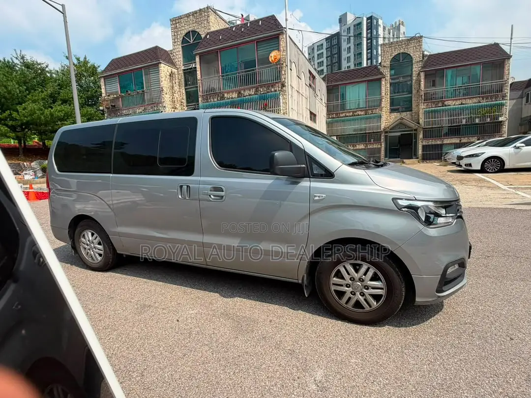 Hyundai Starex 2020 Grey