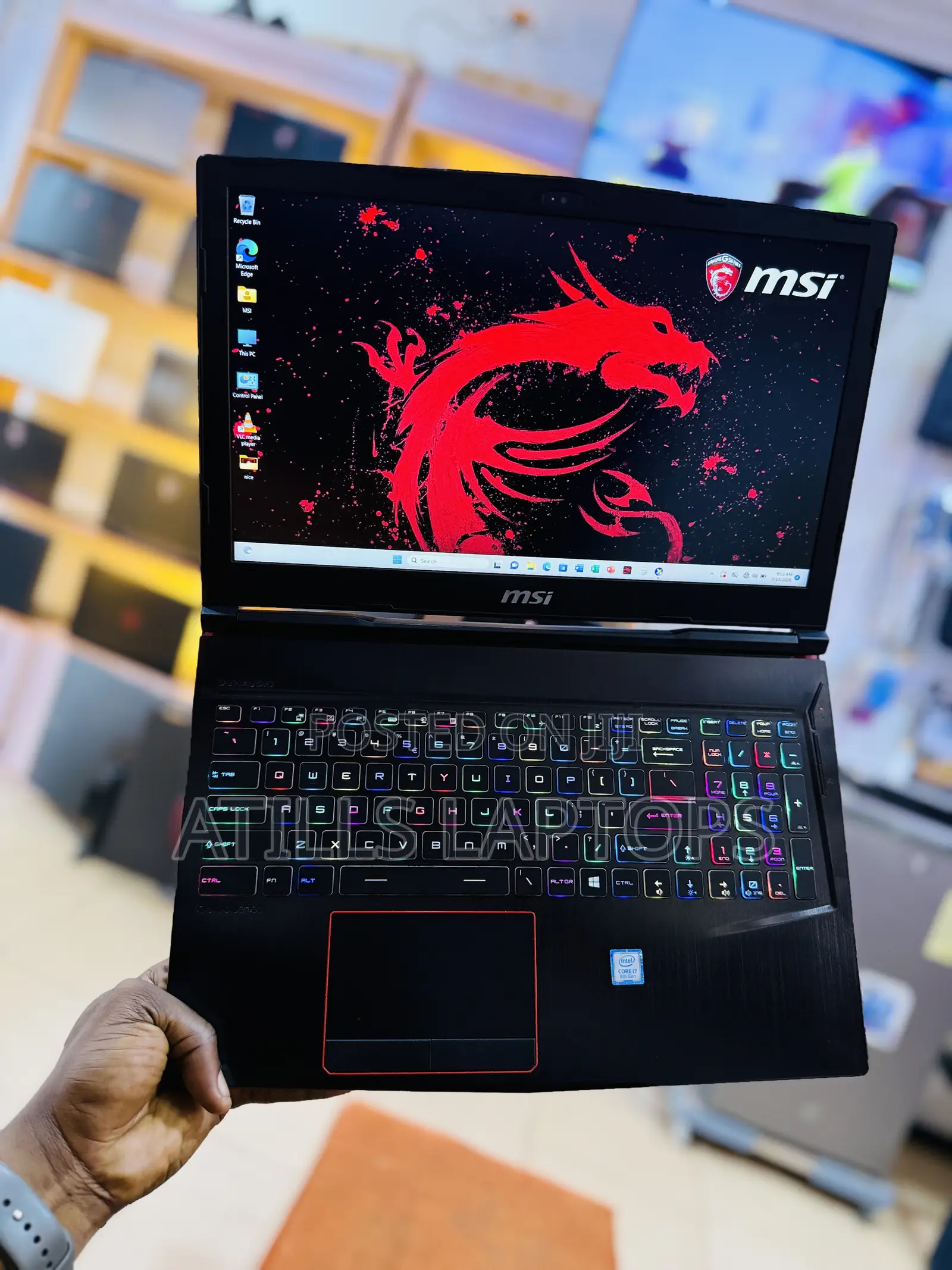 Laptop MSI GE63 7RD Raider 16GB Intel Core i7 SSD 1.5T
