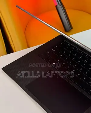 Laptop Dell Precision 15 5520 16GB Intel Core i7 SSD 512GB
