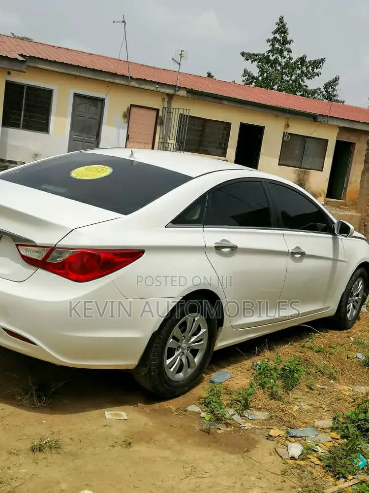 Hyundai Sonata 2012 White