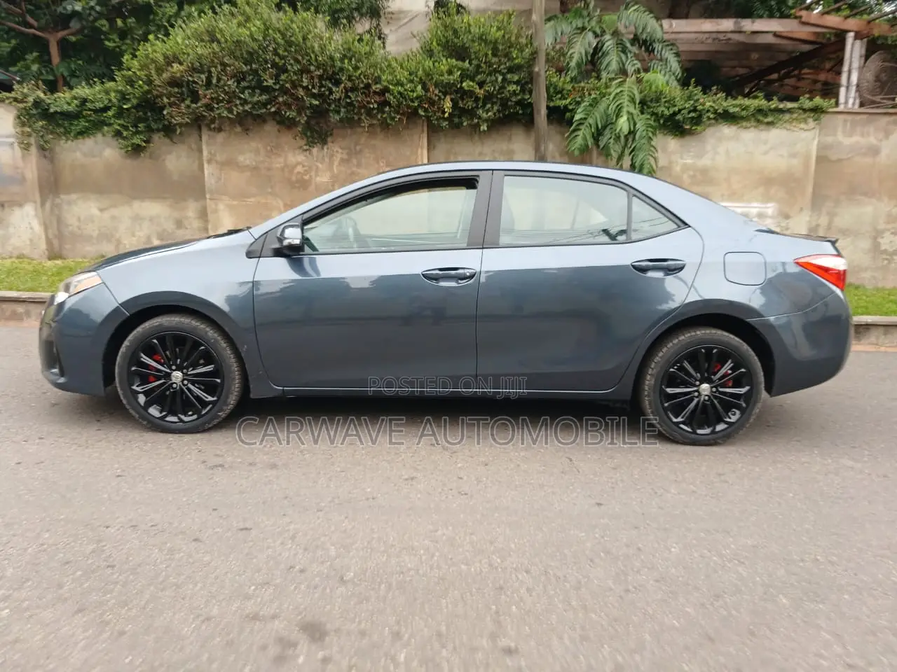 Toyota Corolla S 4dr Sedan (1.8L 4cyl CVT) 2015 Gray