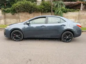 Toyota Corolla S 4dr Sedan (1.8L 4cyl CVT) 2015 Gray