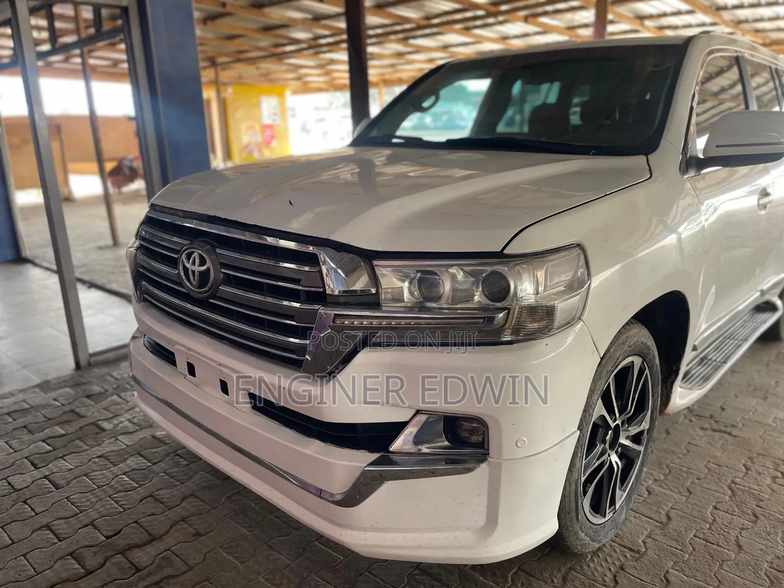 Toyota Land Cruiser 2014 White