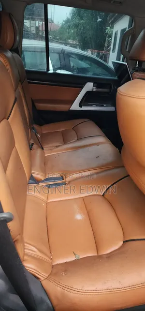 Toyota Land Cruiser 2014 White