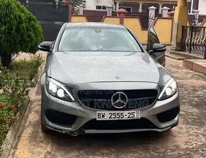Mercedes-Benz C300 2016 Gray