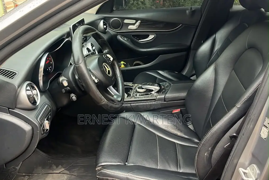 Mercedes-Benz C300 2016 Gray