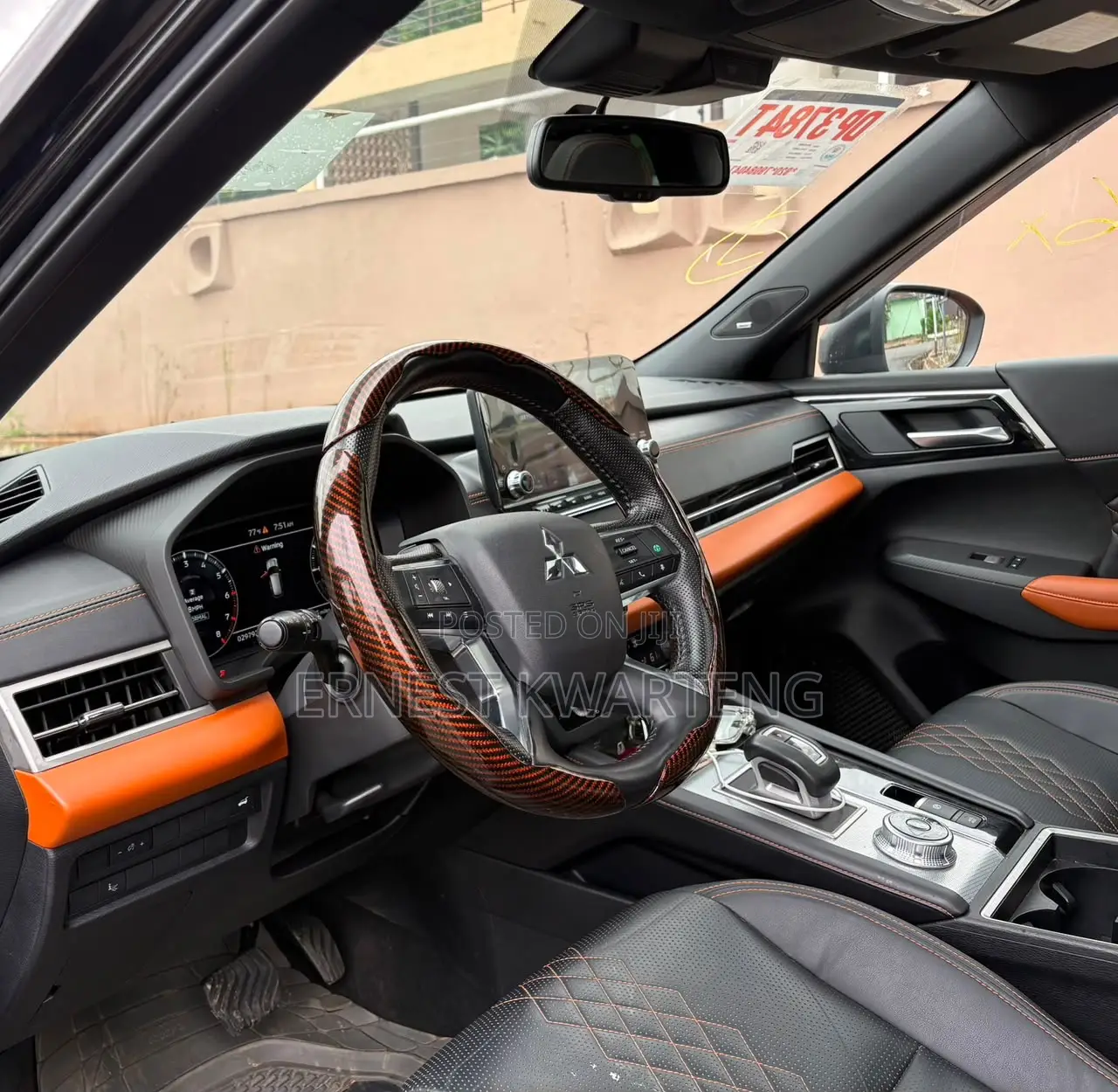 Mitsubishi Outlander 2022 Black
