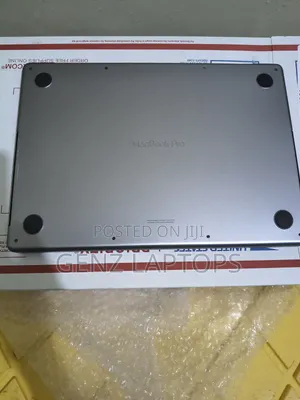 New Laptop Apple MacBook Pro 2023 M2 16GB Apple M2 SSD 512GB