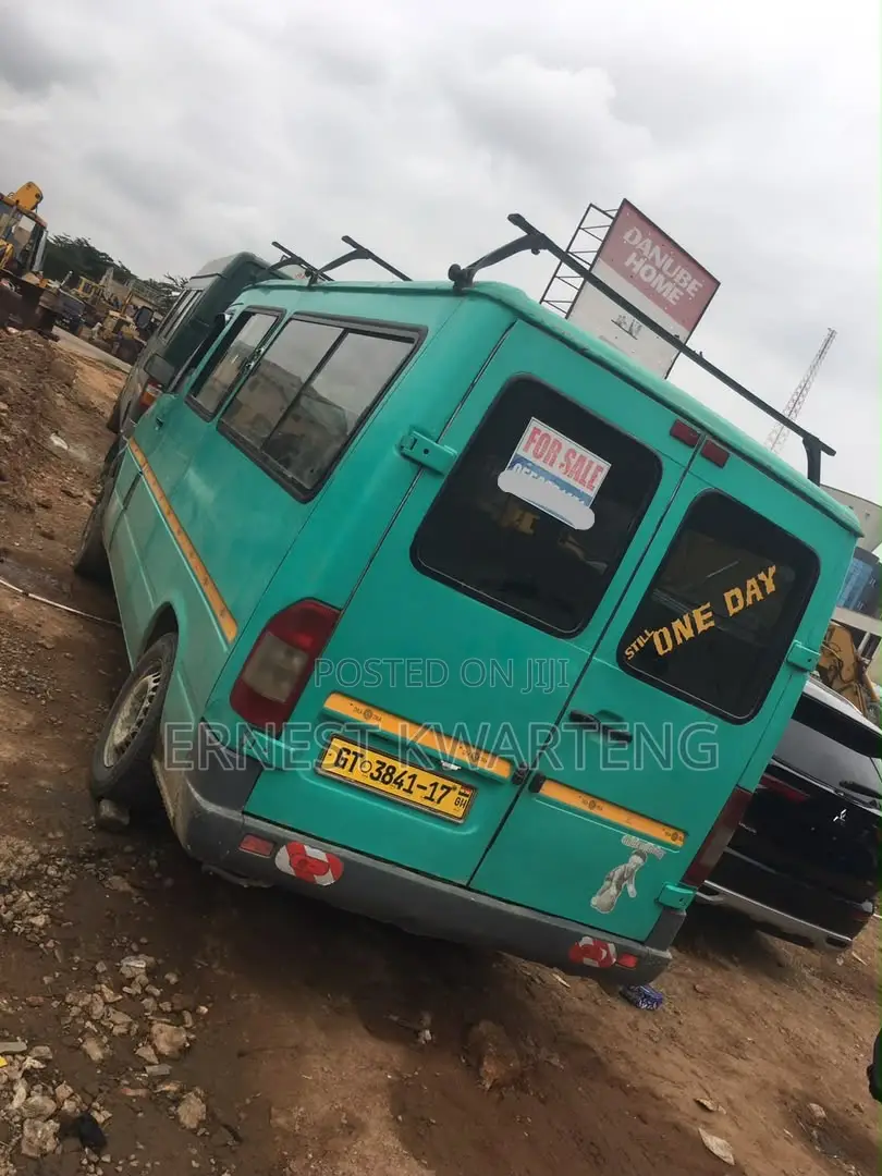 Mercedes-Benz Sprinter 2006 Green