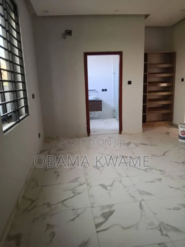 3bdrm House in Laryea Homes, Amasaman for sale