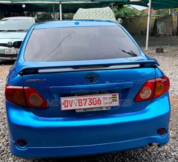 Toyota Corolla 2012 Blue